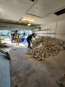 Garage cleanout Tampa pricing example before and after